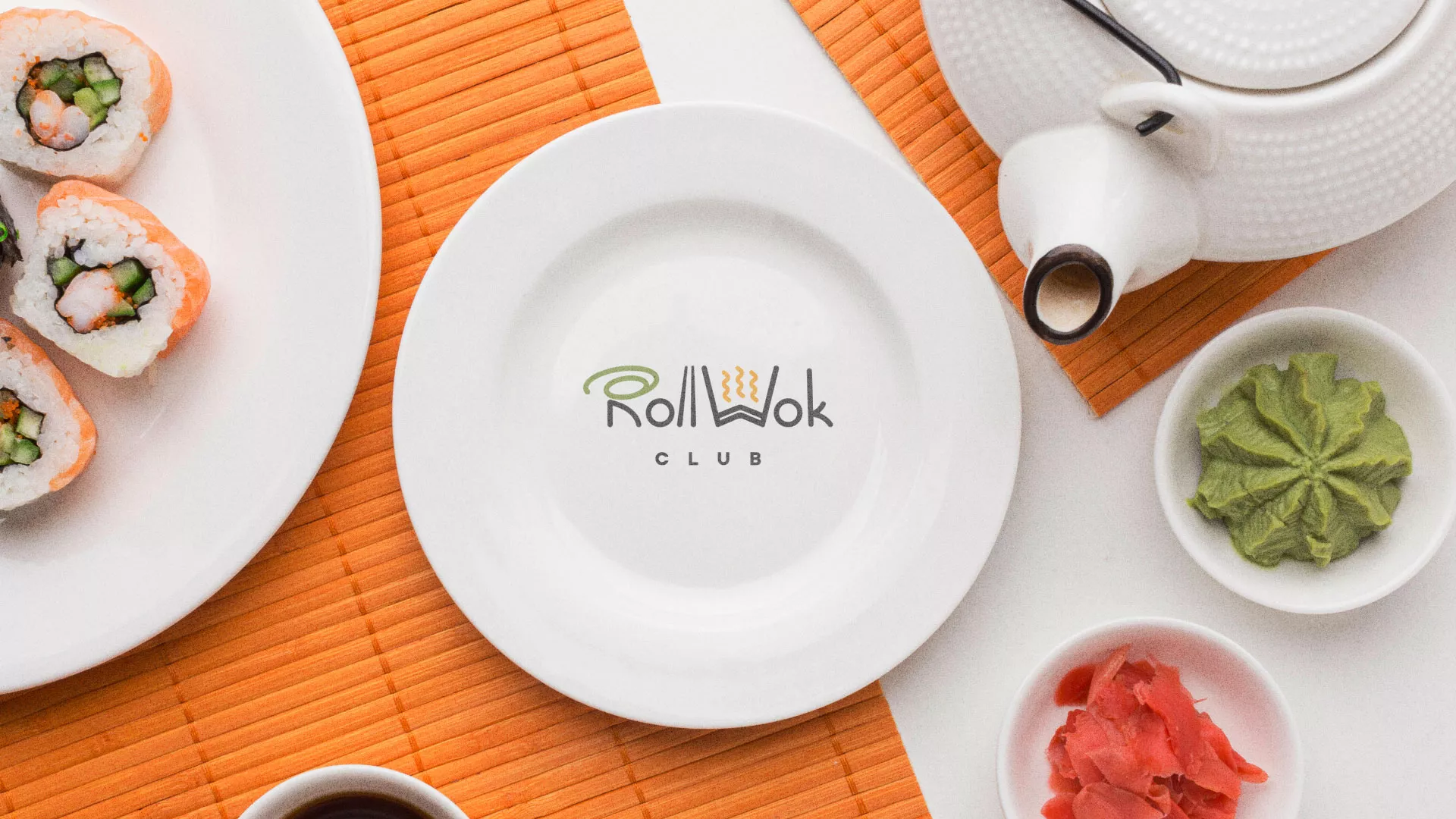 Разработка логотипа и фирменного стиля в Южно-Сахалинске для суши-бара «Roll Wok Club»